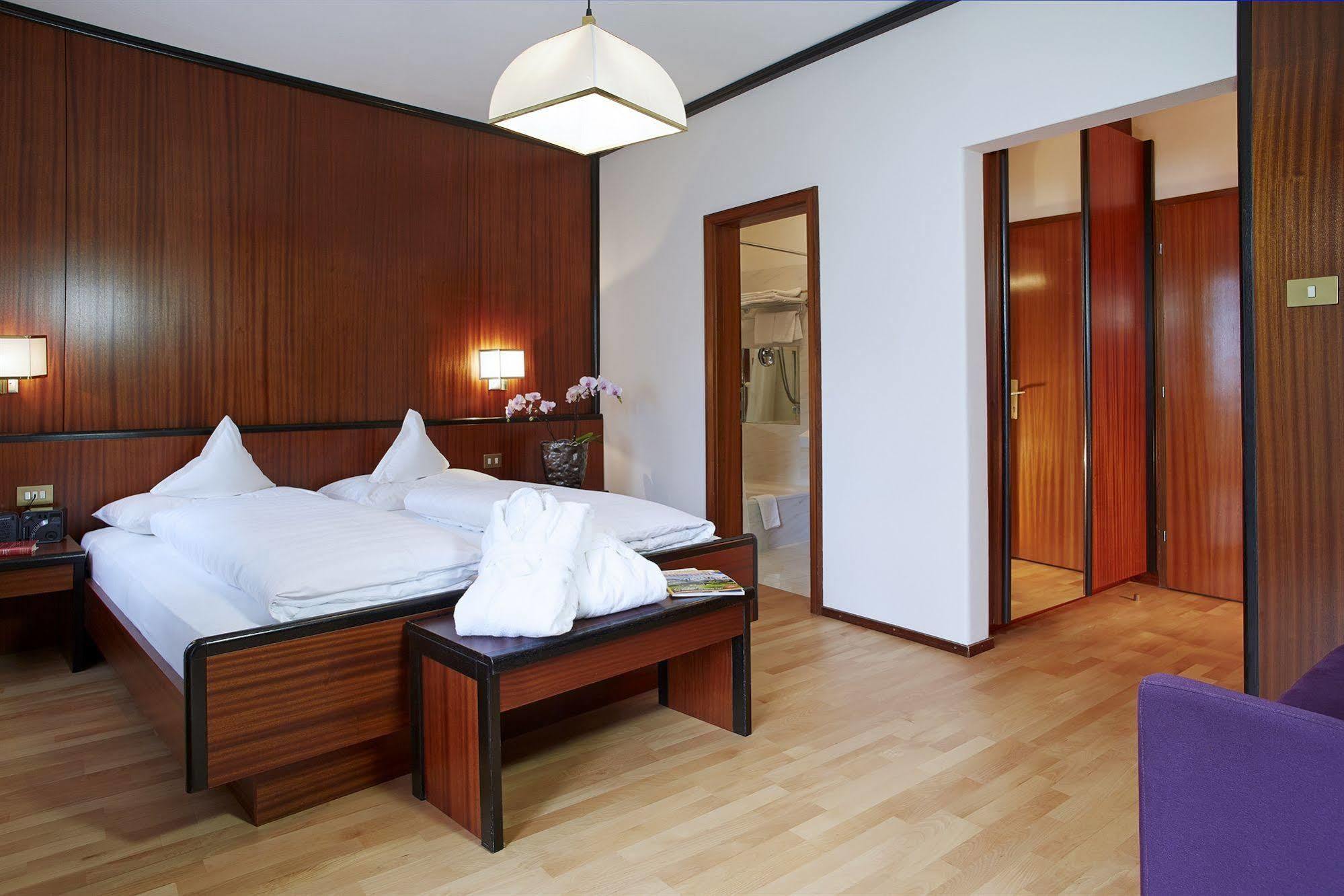 Hotel Juliane Merano Extérieur photo
