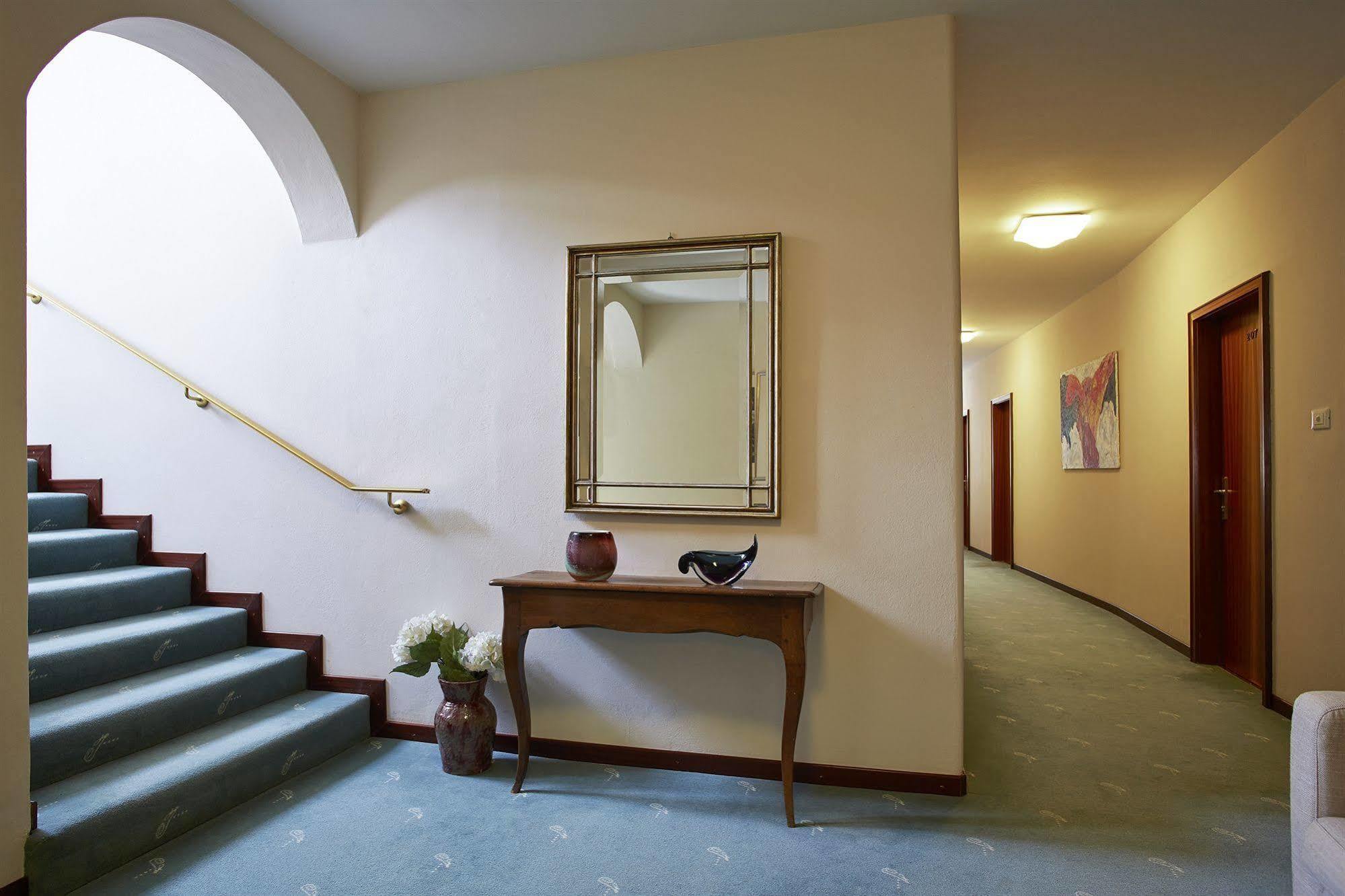 Hotel Juliane Merano Extérieur photo